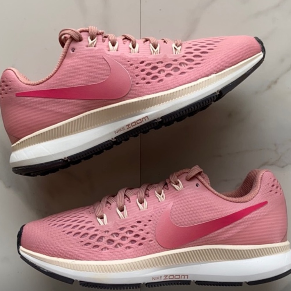 NWT Nike Air Zoom Pegasus running shoes